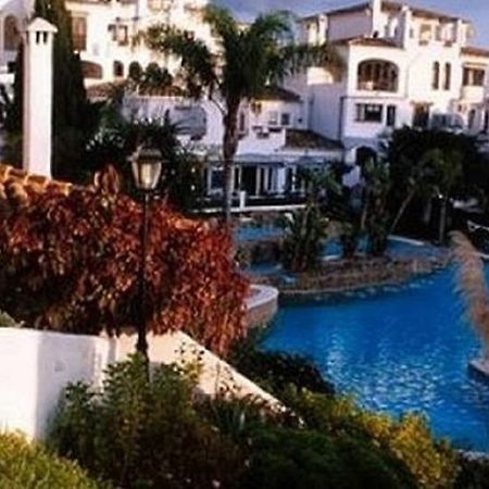 Benalmadenapartments Bbq Evita Beach Club Bilik gambar
