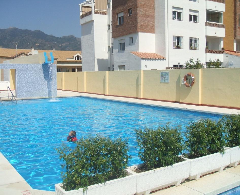 Benalmadenapartments Bbq Evita Beach Club Luaran gambar