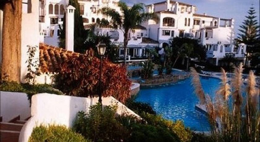 Benalmadenapartments Bbq Evita Beach Club Bilik gambar